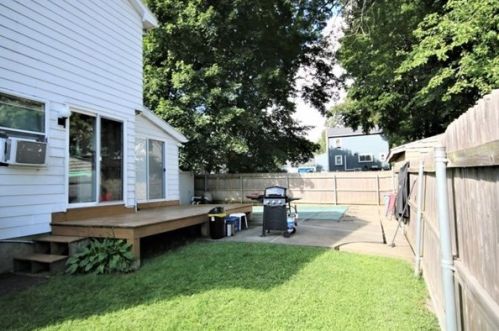 114 Henshaw St, Worcester MA 01603-1415 exterior