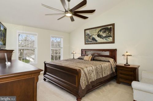 8556 Window Latch Way, Columbia MD 21045-5637 exterior