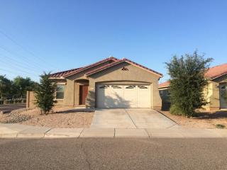 5924 Jones Ave, Phoenix, AZ 85043-6585