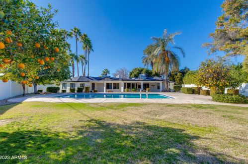 5307 32 Pl, Phoenix AZ 85018-1408 exterior