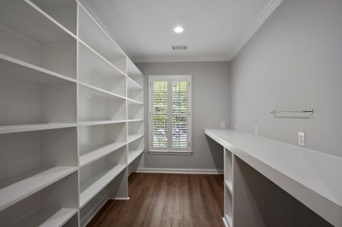 2108 Marann Dr, Atlanta GA  30345-3537 exterior