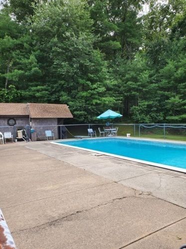 589 Vernon St, East Bridgewater MA 02324-2238 exterior