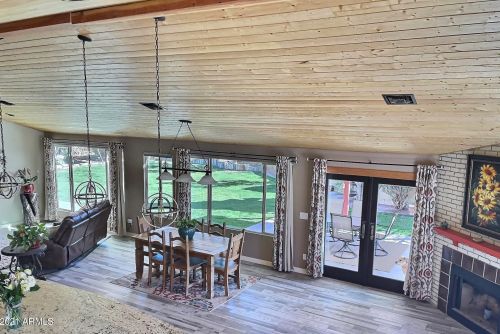 9823 47th Pl, Phoenix AZ  85028-4225 exterior