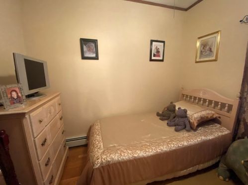 199 Mason St, Fall River MA 02723-2438 exterior