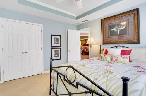 17 Highland Park Ln, Atlanta GA 30306-3447 exterior