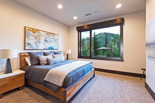 216 White Pne Cyn Rd, Park City UT 84060-6514 exterior