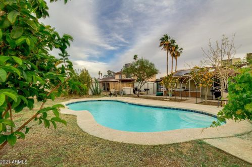 3844 Bloomfield Rd, Phoenix AZ  85032-7334 exterior