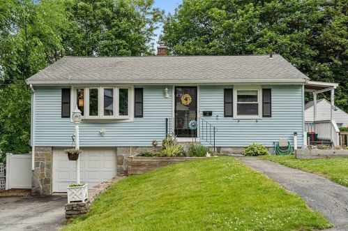 5 Glen Ellen Rd, Worcester, MA 01602-2261