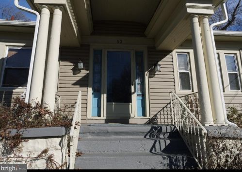 50 Crescent Ave, West Deptford, NJ 08096-1218