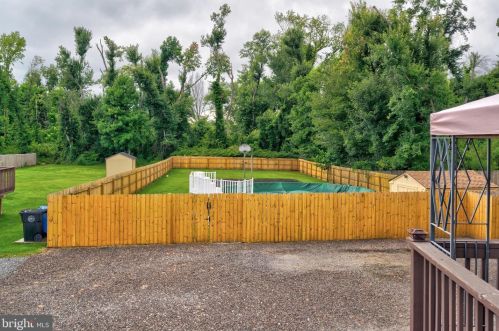 833 Boundary Rd, West Deptford NJ 08096-3614 exterior