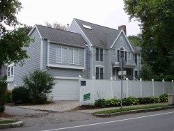 1392 Beacon St, Newton, MA 02468-1603