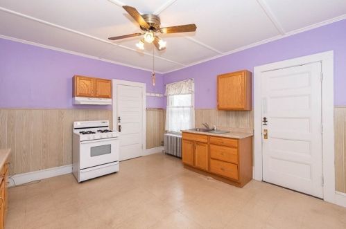 12 Washington St, Gloucester MA 01930-2628 exterior