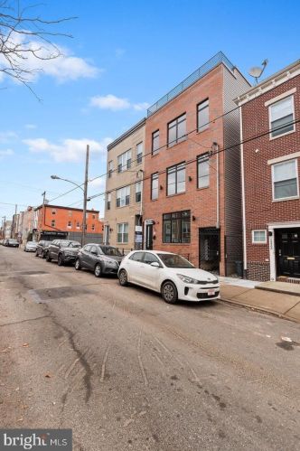 1335 Franklin St, Philadelphia PA  19122-4325 exterior