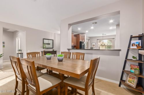 27018 52nd Gln, Phoenix AZ 85083-6308 exterior