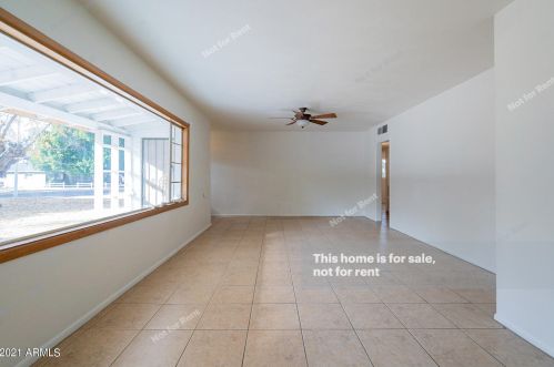 4016 Edgemont Ave, Phoenix AZ 85008-1512 exterior