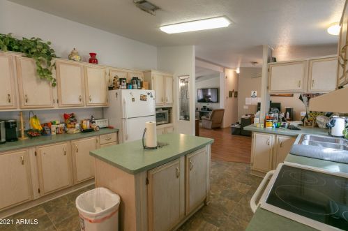 2102 Fairmount Ave, Phoenix AZ 85015-5306 exterior