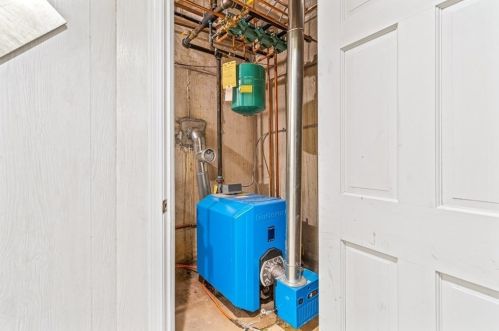 35 Crosby St, Arlington MA 02474-2257 exterior