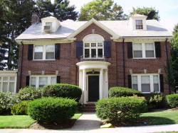 47 Prentice Rd, Newton, MA 02459-1325