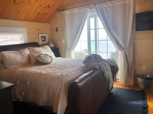 18 Cove St, Marshfield MA  02020-5213 exterior