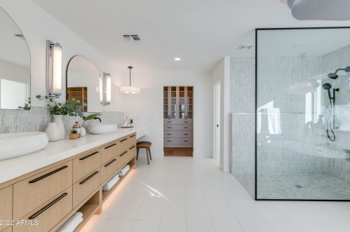 4232 31st St, Phoenix AZ  85016-5819 exterior