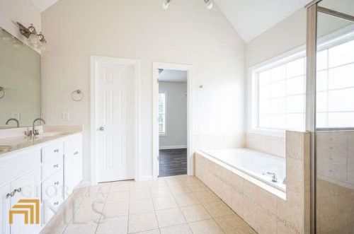 3121 Jackson Creek Dr, Stockbridge GA  30281-5690 exterior