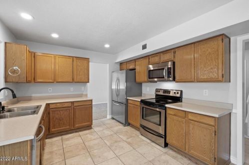 19615 36 St, Phoenix AZ 85050-3945 exterior