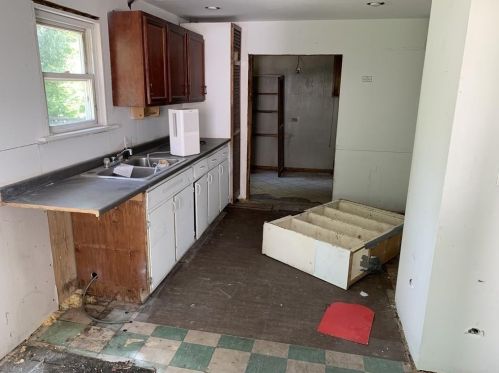 151 Silver Lk St, Royalston MA 01331-1619 exterior