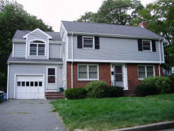 124 Harding St, Newton, MA 02465-1352