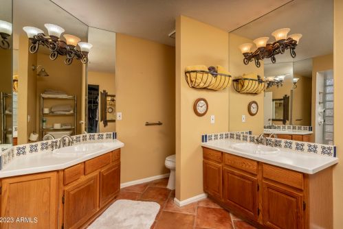 3412 Dunlap Ave, Phoenix AZ 85020-3024 exterior