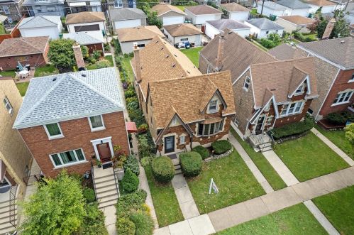 3709 Oak Park Ave, Forest View IL 60402-3902 exterior