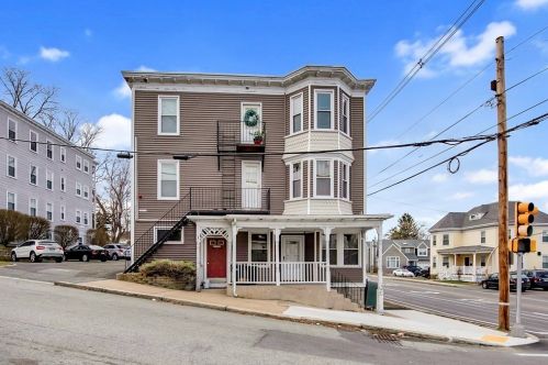 1 King St, Peabody MA  01960-4290 exterior