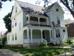 68 Brooks Ave, Newton, MA 02460-1508