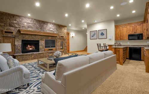 3341 Buckboard Dr, Park City UT 84098-5304 exterior