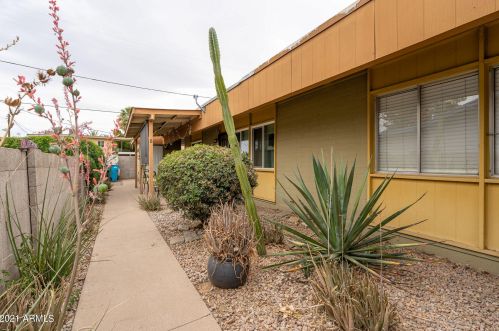 325 Colter St, Phoenix AZ 85018-1536 exterior