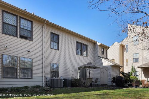 108 Bluebell Dr, Jackson Twp NJ 08527-4110 exterior