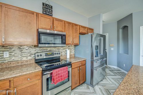 4217 73 Dr, Phoenix AZ 85033-2512 exterior