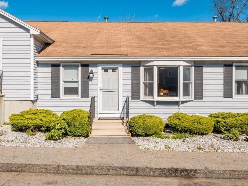 315 Broadway Rd, Dracut, MA 01826-2747