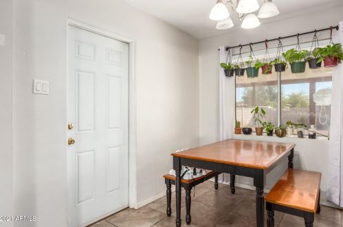 1917 Clarendon Ave, Phoenix AZ 85033-4023 exterior