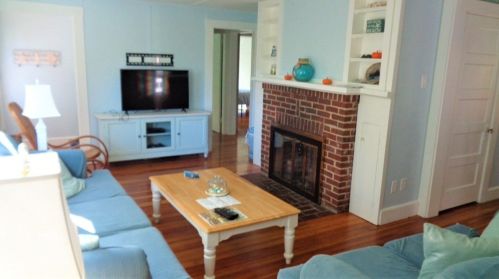 16 Lopresti Rd, Plymouth MA  02360-1019 exterior