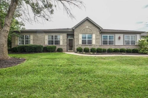 12515 Nursery Ln, Louisville, KY 40243-2909