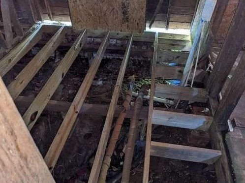 2498 Lester St, Atlanta GA 30344-3012 exterior