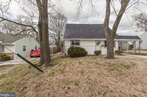 1102 Cumberland Ave, West Deptford NJ  08096-3041 exterior