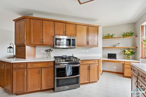 3944 Oak Park Ave, Forest View IL 60402-4168 exterior