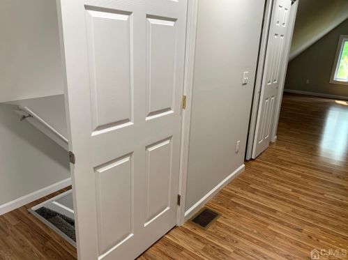 30 Emerson St, Carteret NJ  07008-2522 exterior