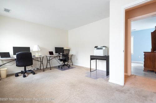 760 Veterans Hwy, Jackson Twp NJ 08527-3335 exterior