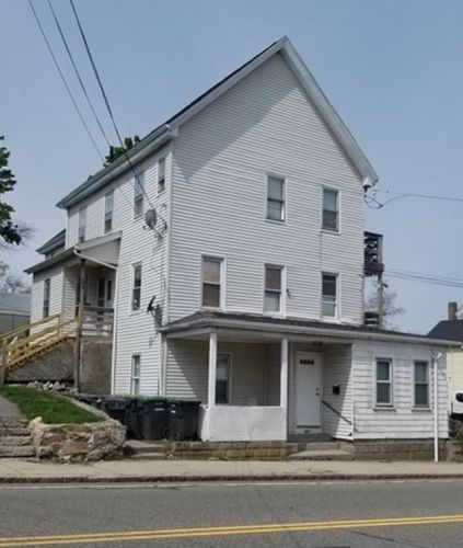 205 Bussey St, Dedham MA 02026-2201 exterior