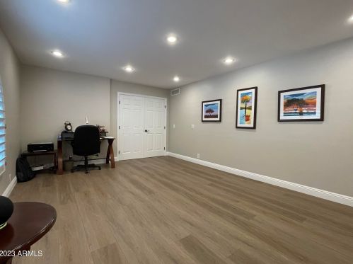 11436 27th St, Phoenix AZ 85028-1802 exterior