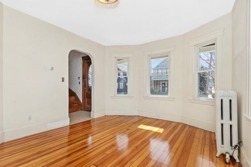 25 Edith St, Everett MA 02149-1718 exterior