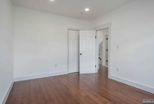 43 Dukes St, Kearny NJ  07032-3306 exterior