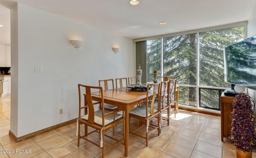 7602 Buckboard Dr, Park City UT 84098-5304 exterior